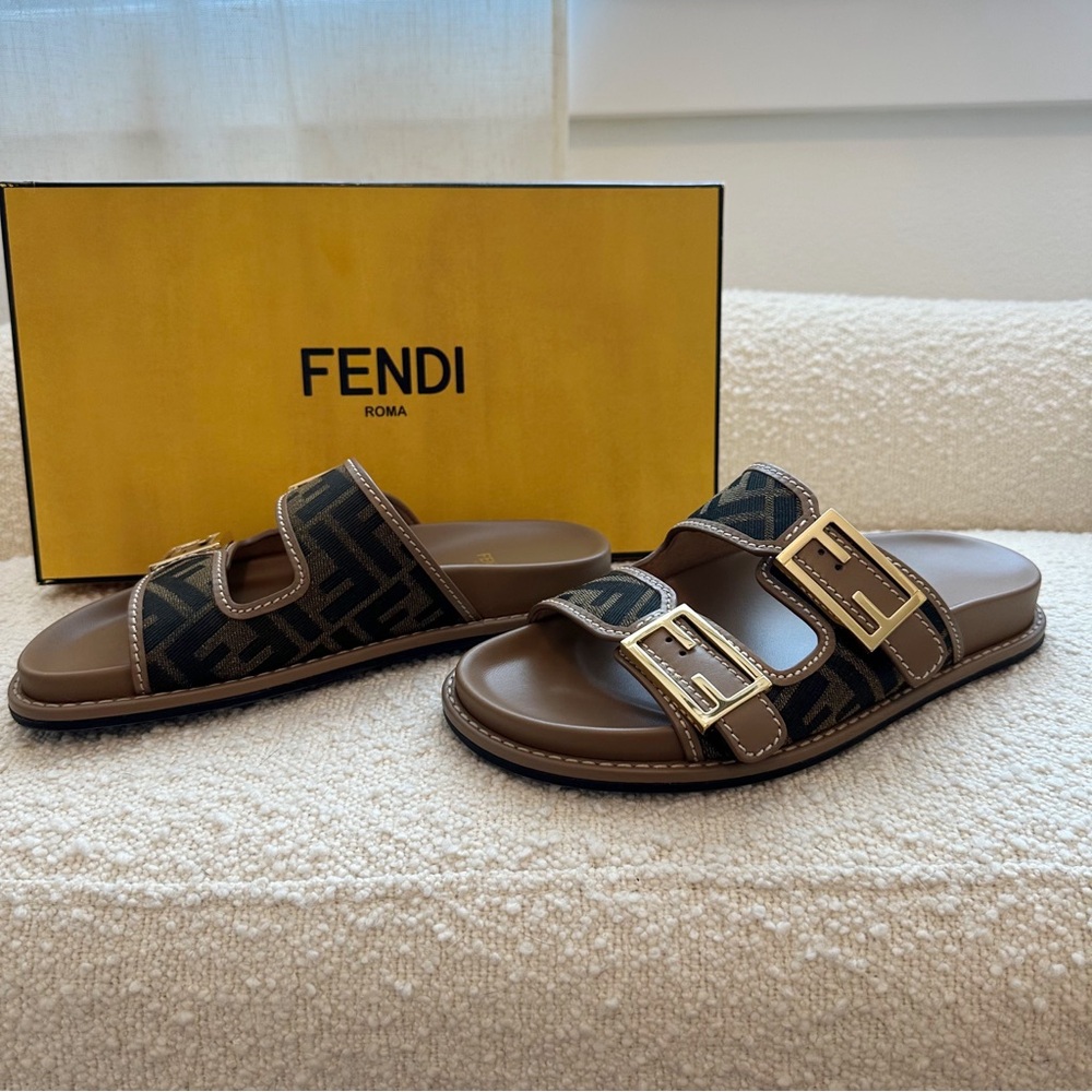 Fendi Feel Jacquard Sandal, Slides, Shoes - Picture 8 of 16